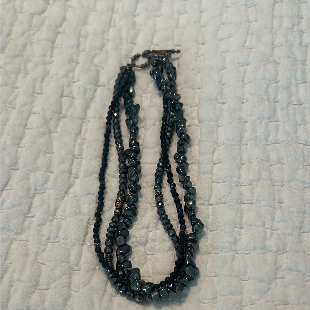 Elegant Black Beaded Necklace